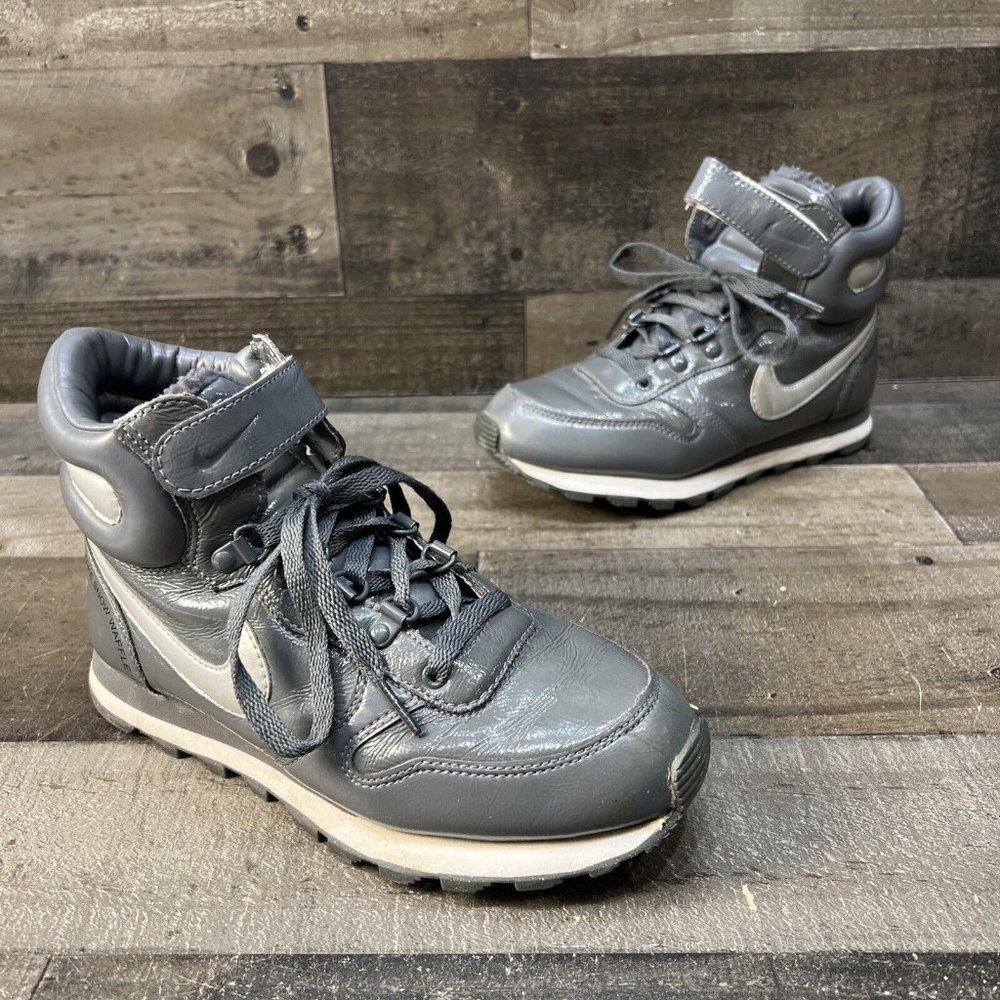 Womens Nike Snow Waffle CL 371758 002 Dark Grey 2009 Boots Sneakers Size 6.5.